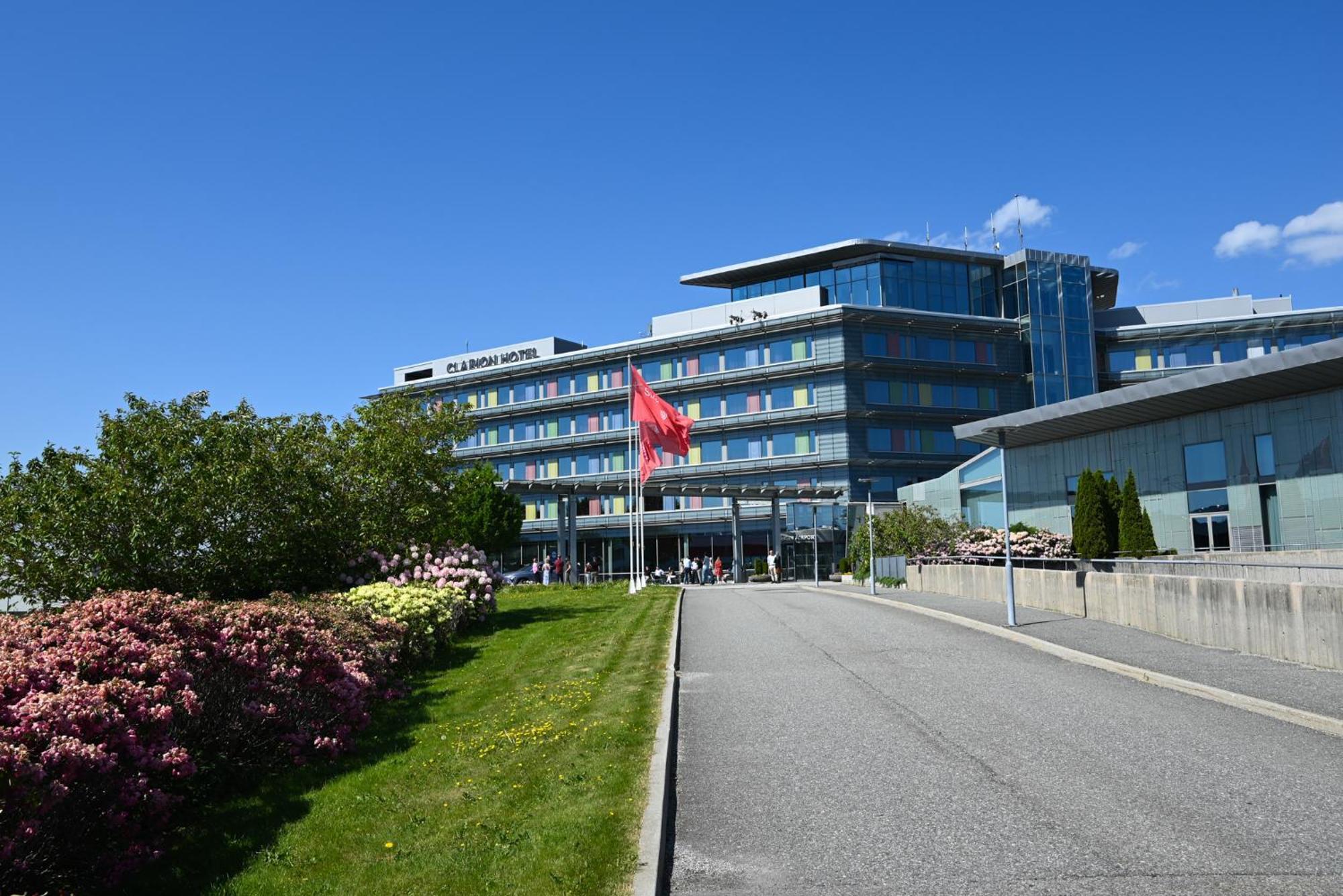 Clarion Hotel Bergen Airport Exterior foto