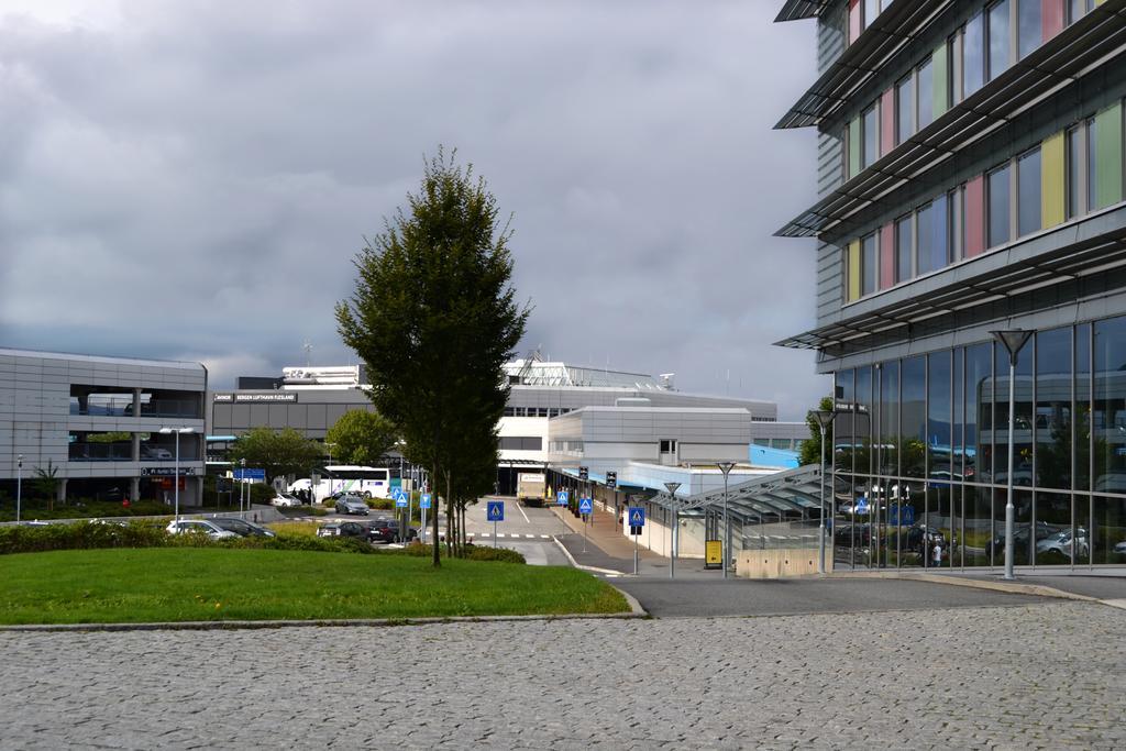 Clarion Hotel Bergen Airport Exterior foto